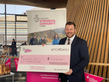 Senedd member Kurtz welcomes funding to West Wales organisations