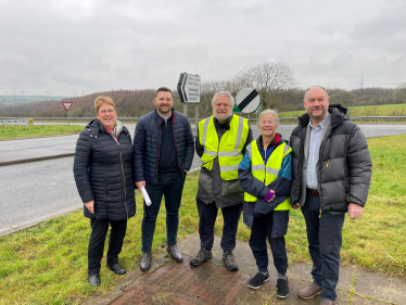 Politicians meet with the Community Council over road safety concerns 